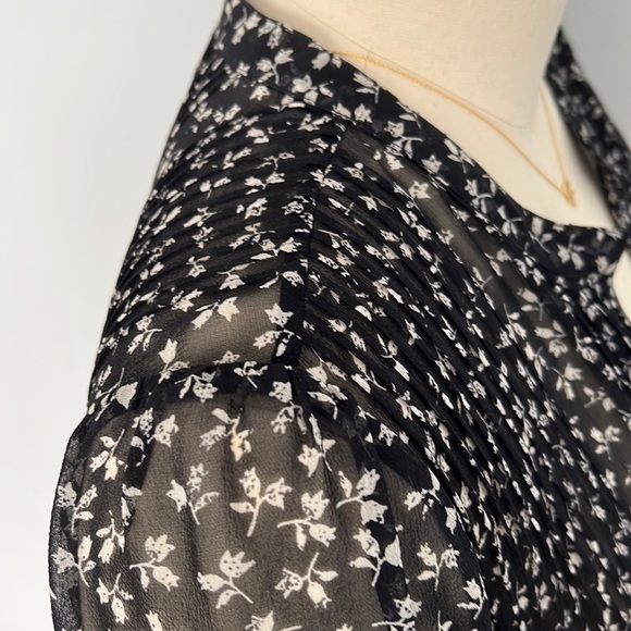 JOIE Ditsy Floral Pleated Blouse - Size Small - Picture 8 of 16